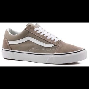 Vans NEW with box old skool taupe 👟 men’s 9